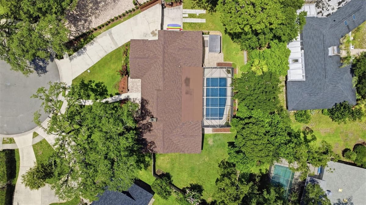 210 RIDGEWOOD COURT — photo 47 of 48