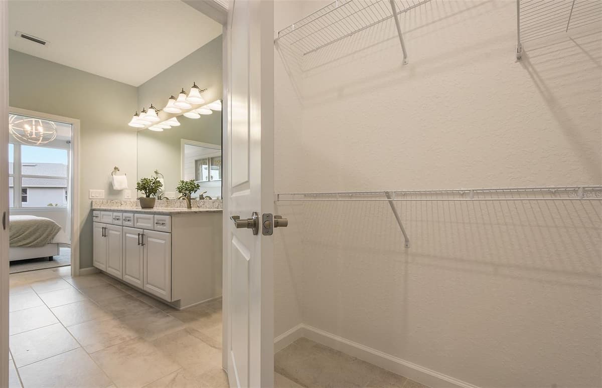 9118 SERENADE DRIVE — photo 31 of 42