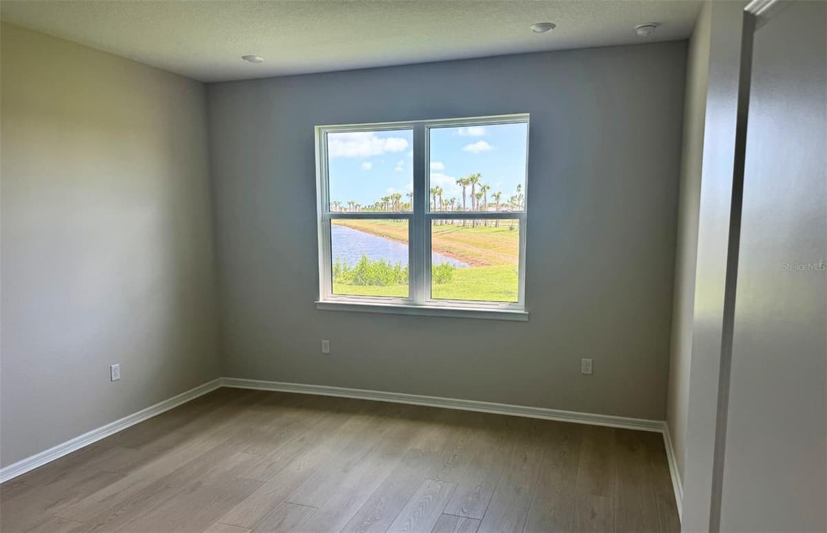 9118 SERENADE DRIVE — photo 7 of 42