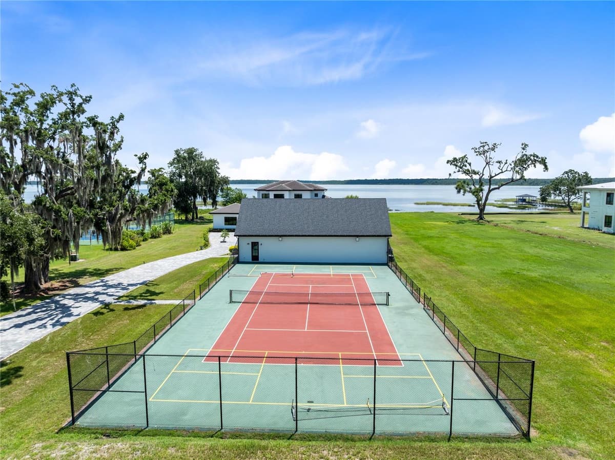 13395 KIRBY SMITH ROAD — photo 7 of 91