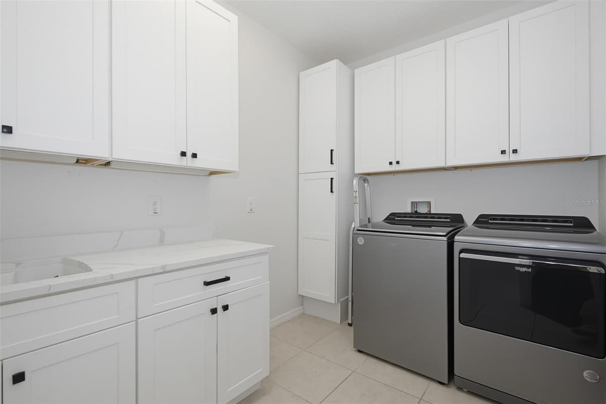 5780 SAYBROOK CIRCLE — photo 17 of 86