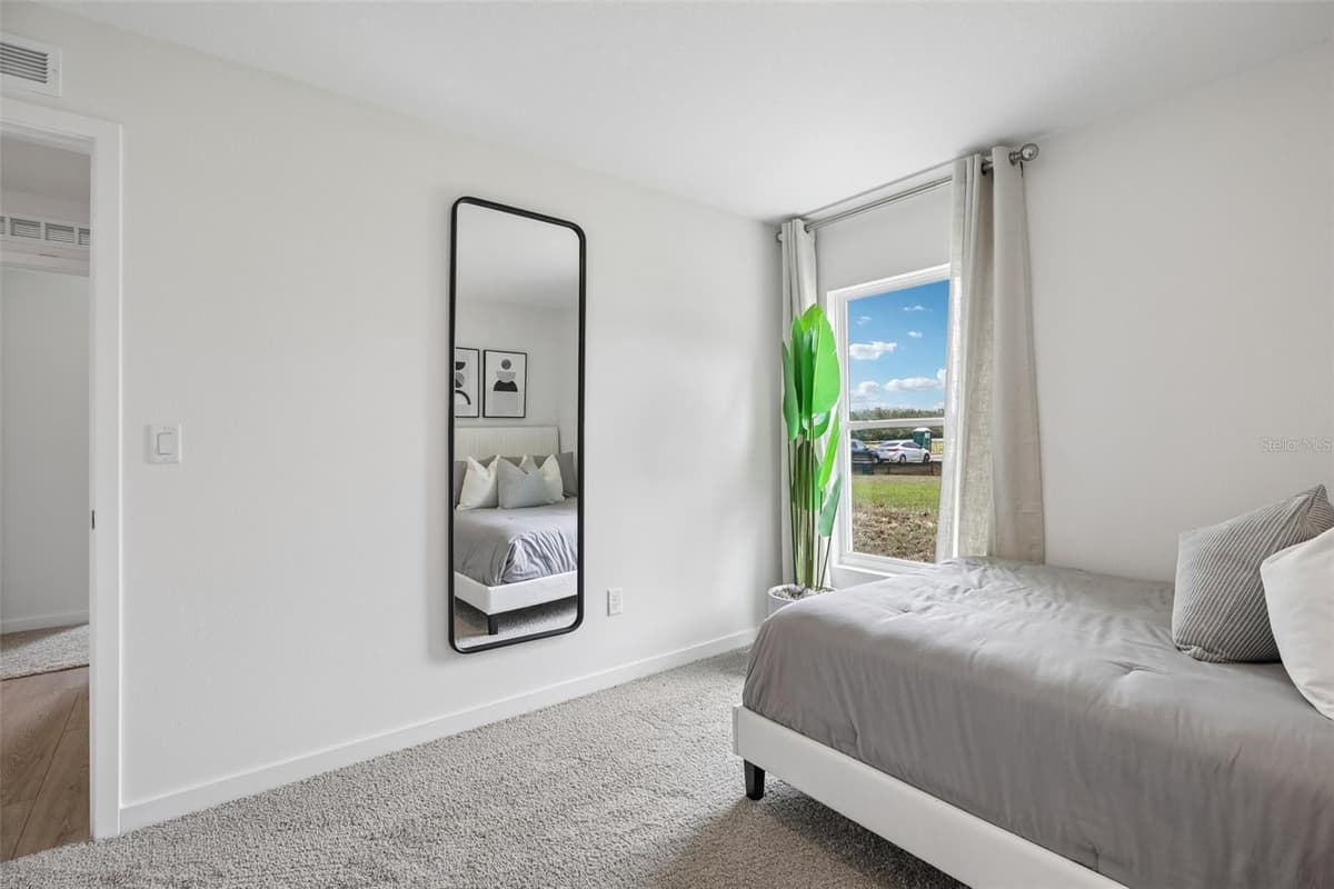 239 SKYFIELD COURT — photo 24 of 34