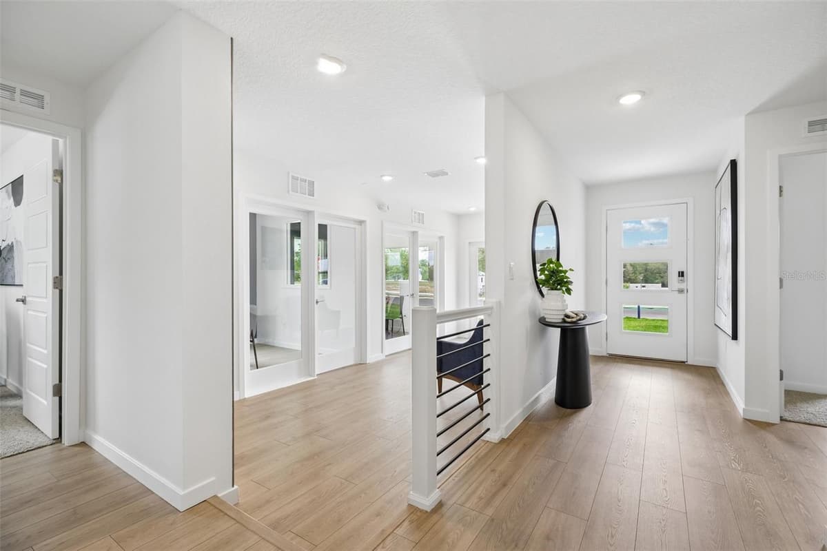 239 SKYFIELD COURT — photo 3 of 34