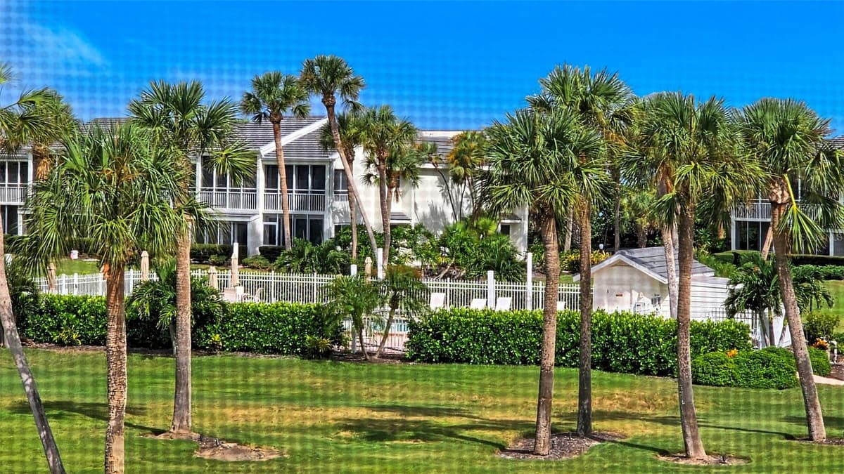 7115 GULF OF MEXICO DRIVE — photo 26 of 59