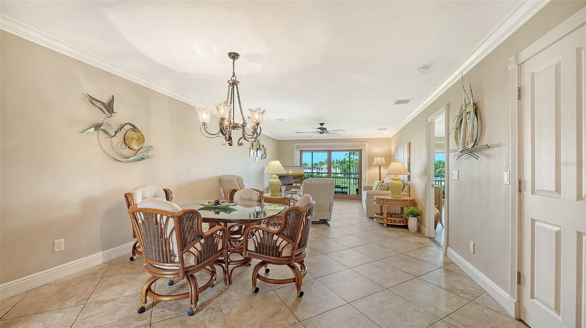 7115 GULF OF MEXICO DRIVE — photo 13 of 59