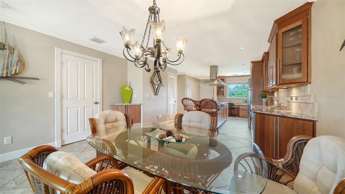 7115 GULF OF MEXICO DRIVE — photo 19 of 59