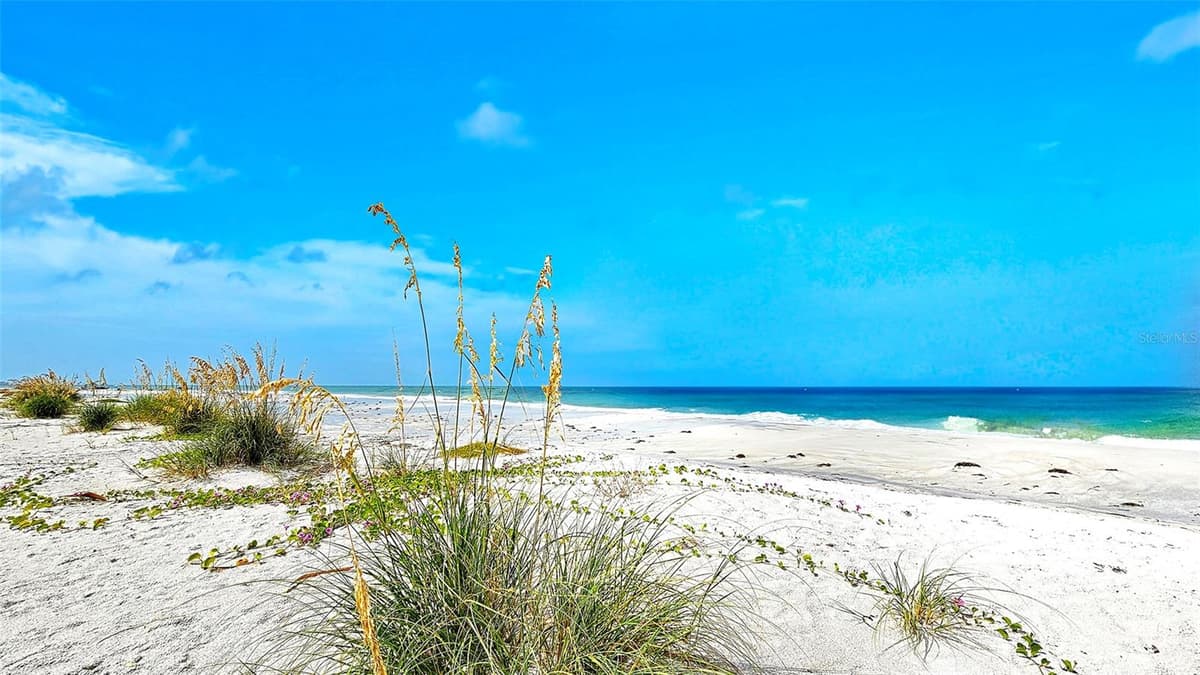 7115 GULF OF MEXICO DRIVE — photo 42 of 59