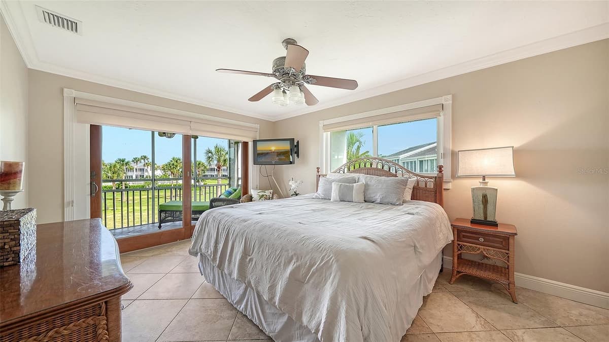 7115 GULF OF MEXICO DRIVE — photo 23 of 59