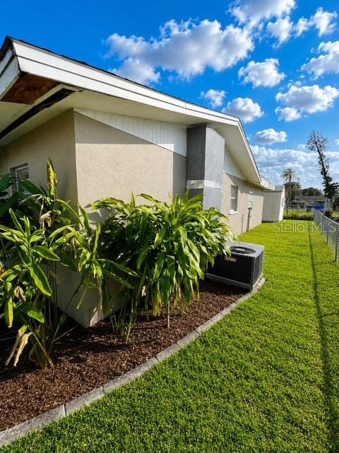 3756 EDISON AVENUE — photo 2 of 4