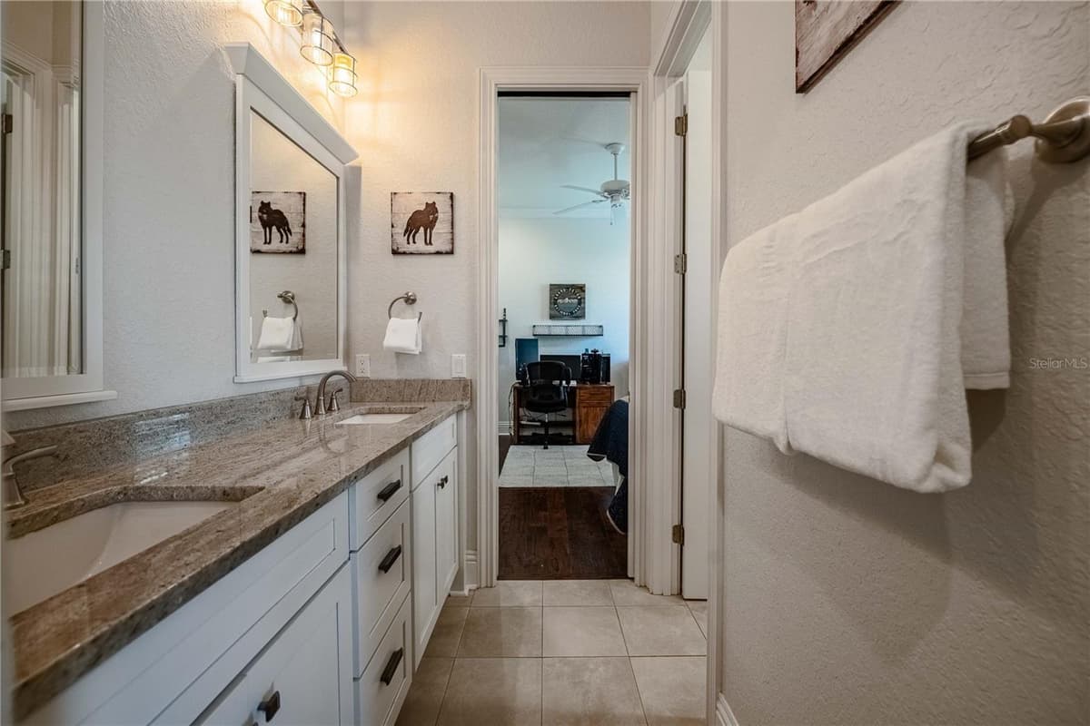 6768 CRESCENT WOODS CIRCLE — photo 48 of 78