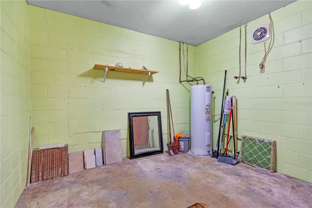8316 TUPELO DR — photo 19 of 25