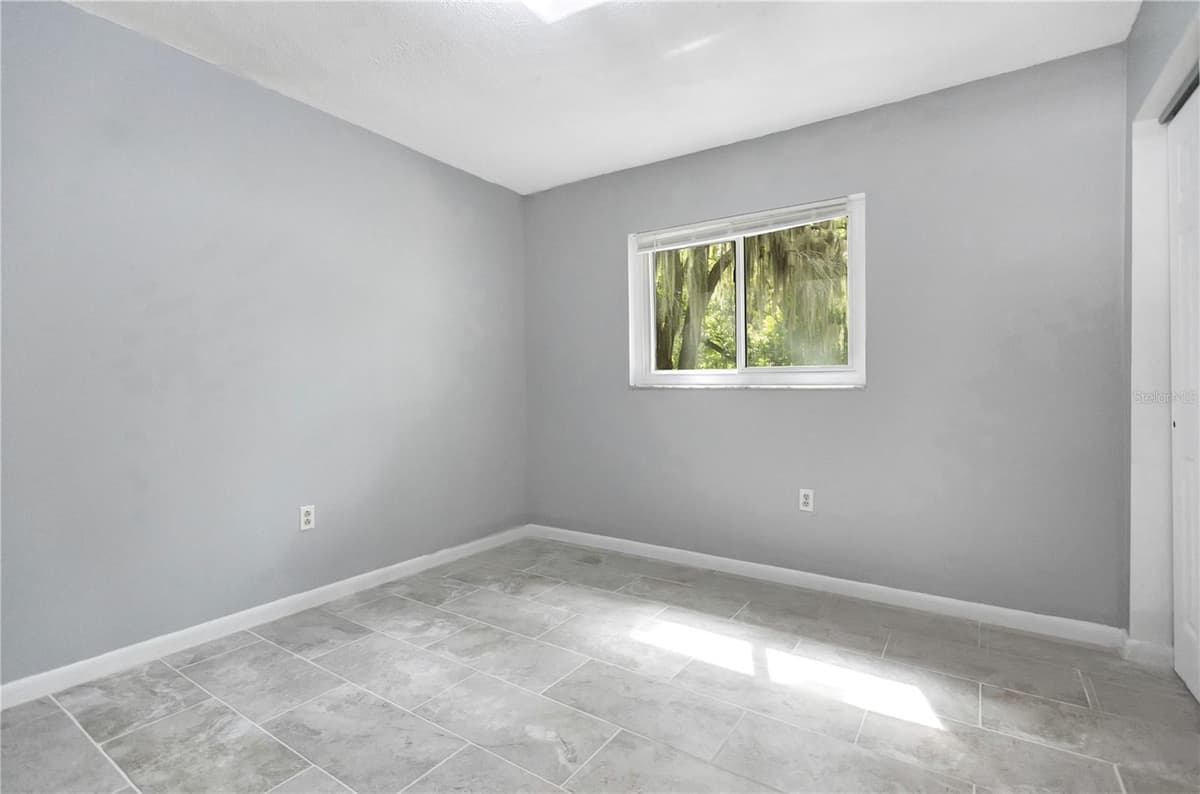 8316 TUPELO DR — photo 18 of 25
