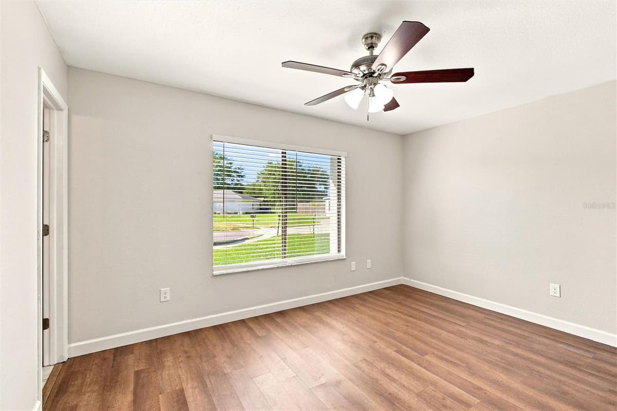 5799 FRAN COURT — photo 17 of 37