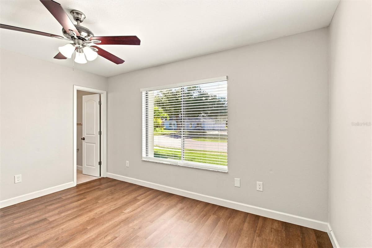 5799 FRAN COURT — photo 18 of 37