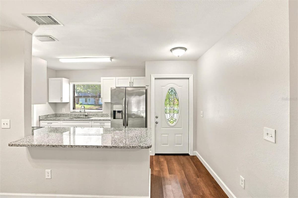 5799 FRAN COURT — photo 8 of 37