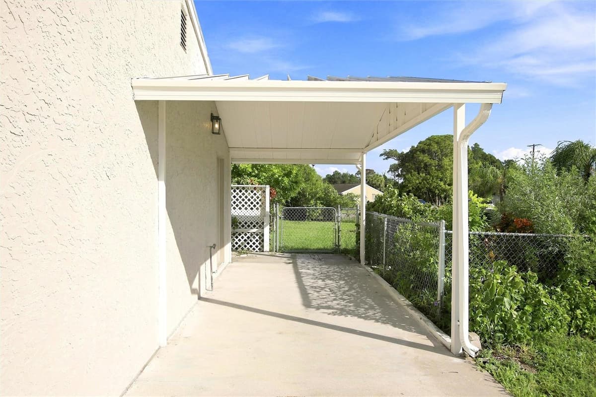 5799 FRAN COURT — photo 33 of 37