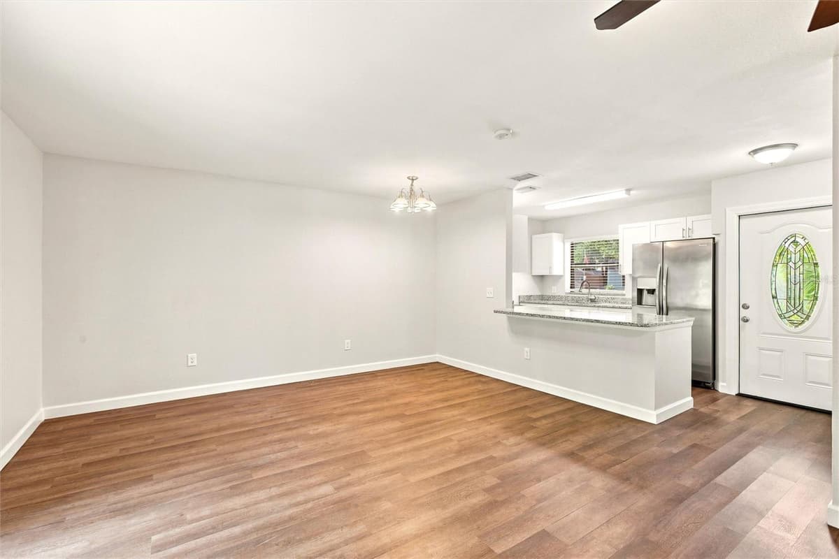 5799 FRAN COURT — photo 12 of 37