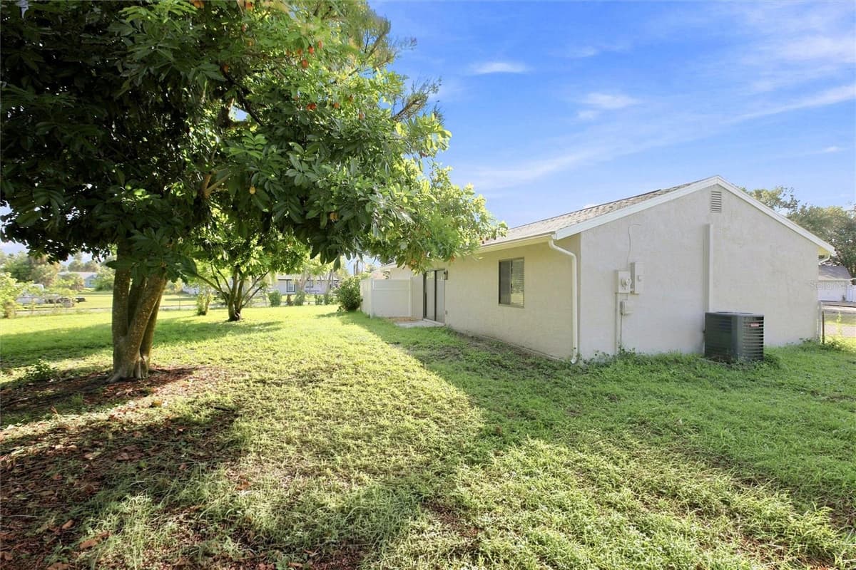 5799 FRAN COURT — photo 35 of 37