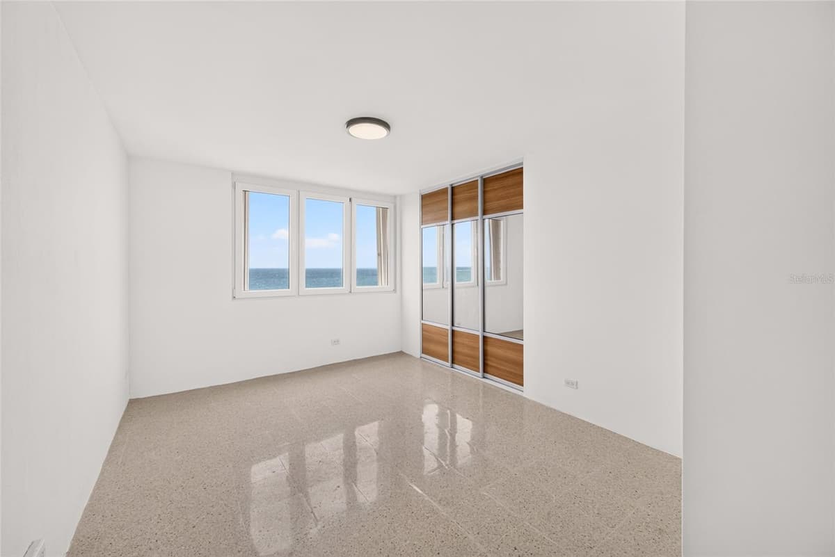 3409 AVE. ISLA VERDE — photo 10 of 19