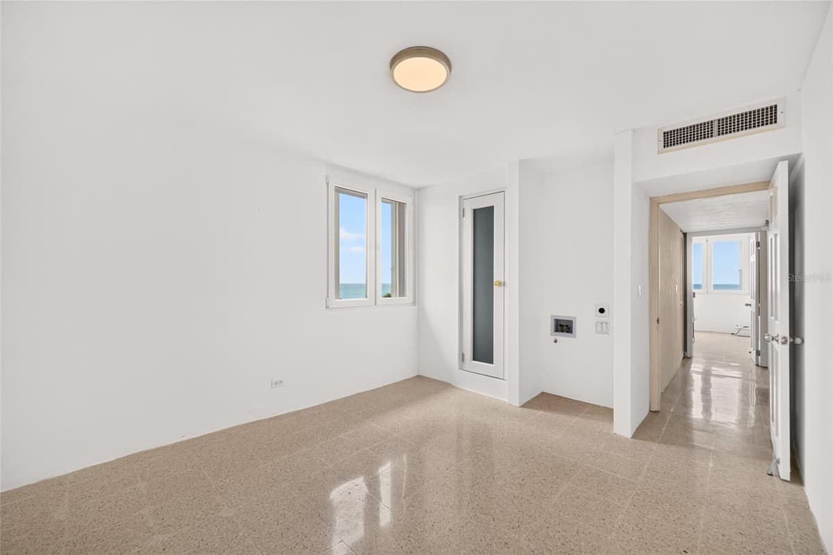 3409 AVE. ISLA VERDE — photo 7 of 19