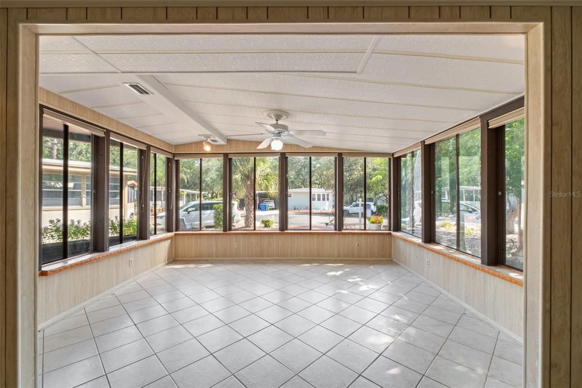 571 PINE NEEDLE COURT — photo 7 of 54