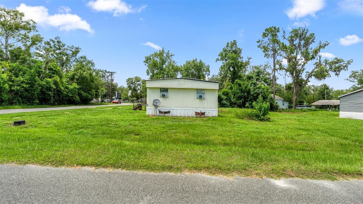 5383 ORANGE STREET — photo 4 of 7