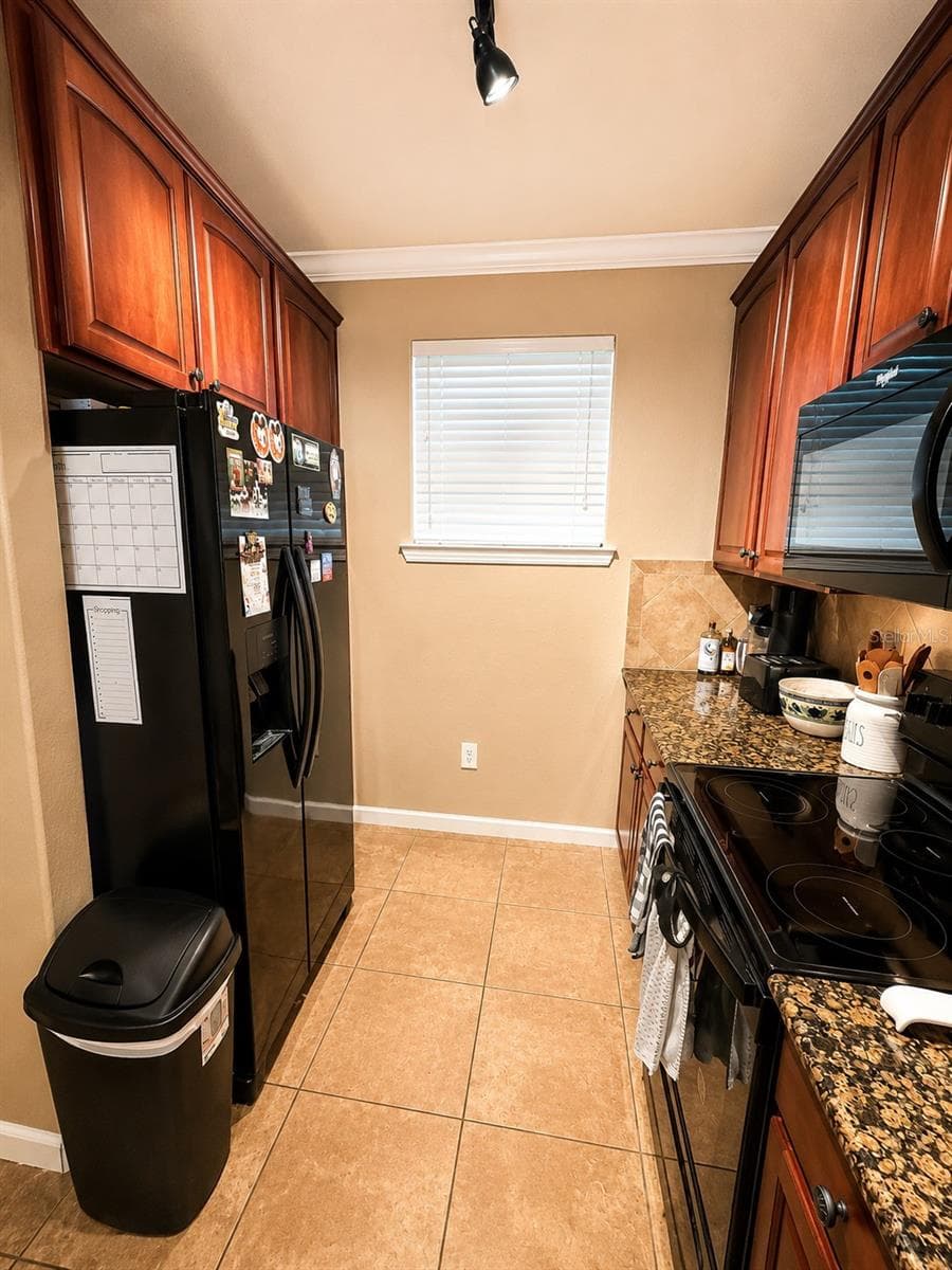 901 CHARO PARKWAY — photo 6 of 21