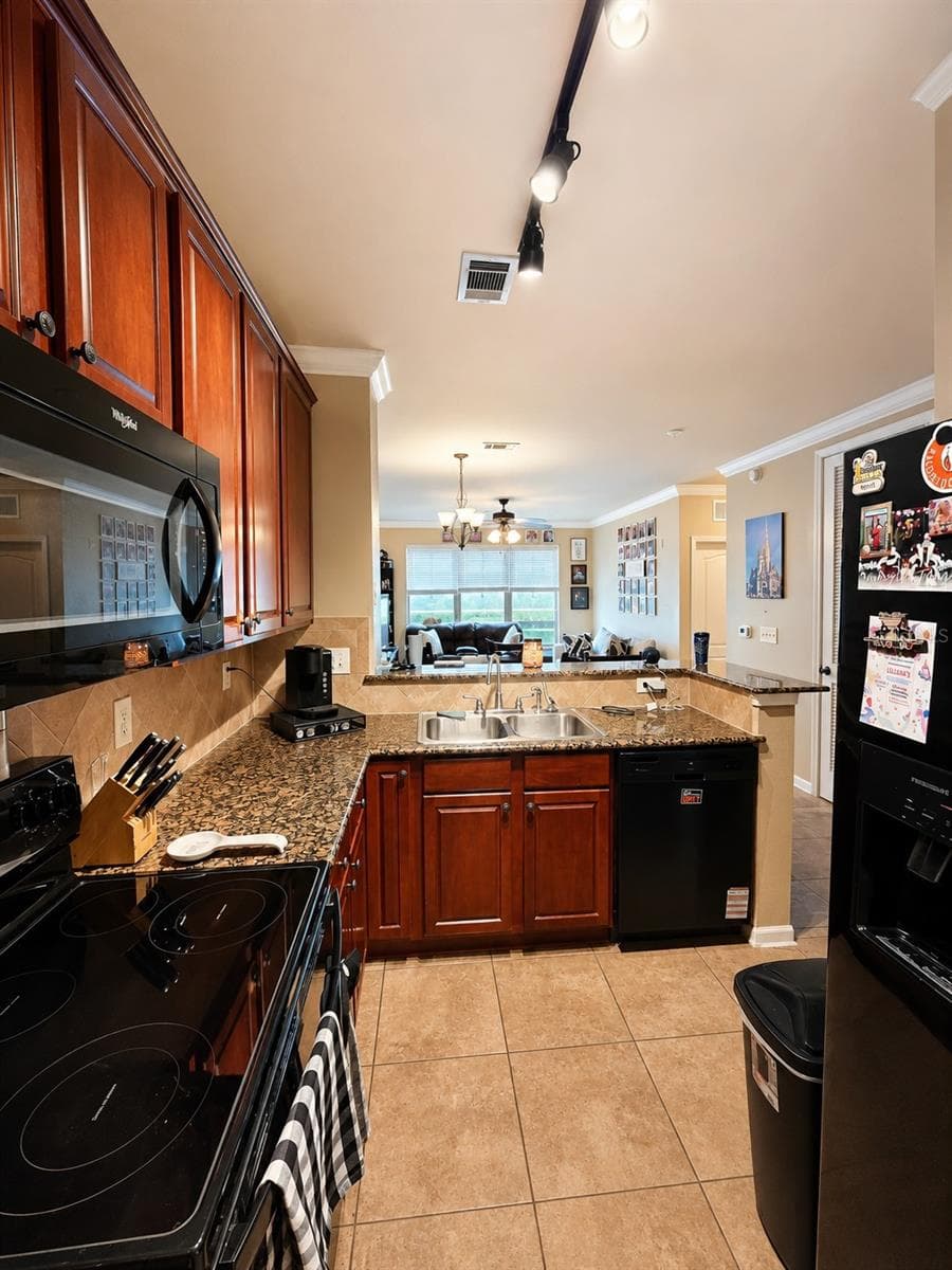 901 CHARO PARKWAY — photo 5 of 21