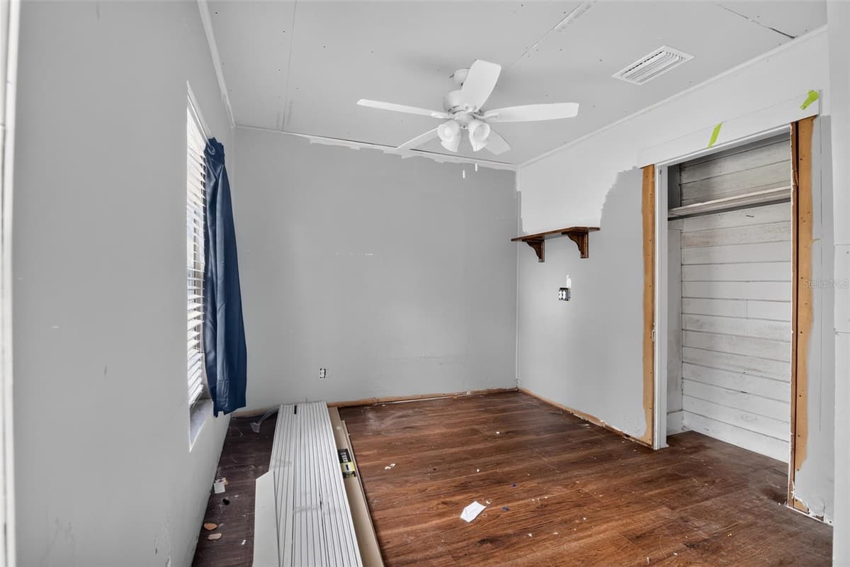 306 2ND STREET — photo 5 of 15