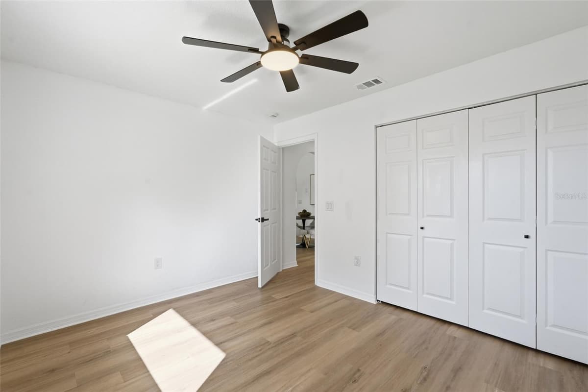 4850 SALFORD BOULEVARD — photo 24 of 34