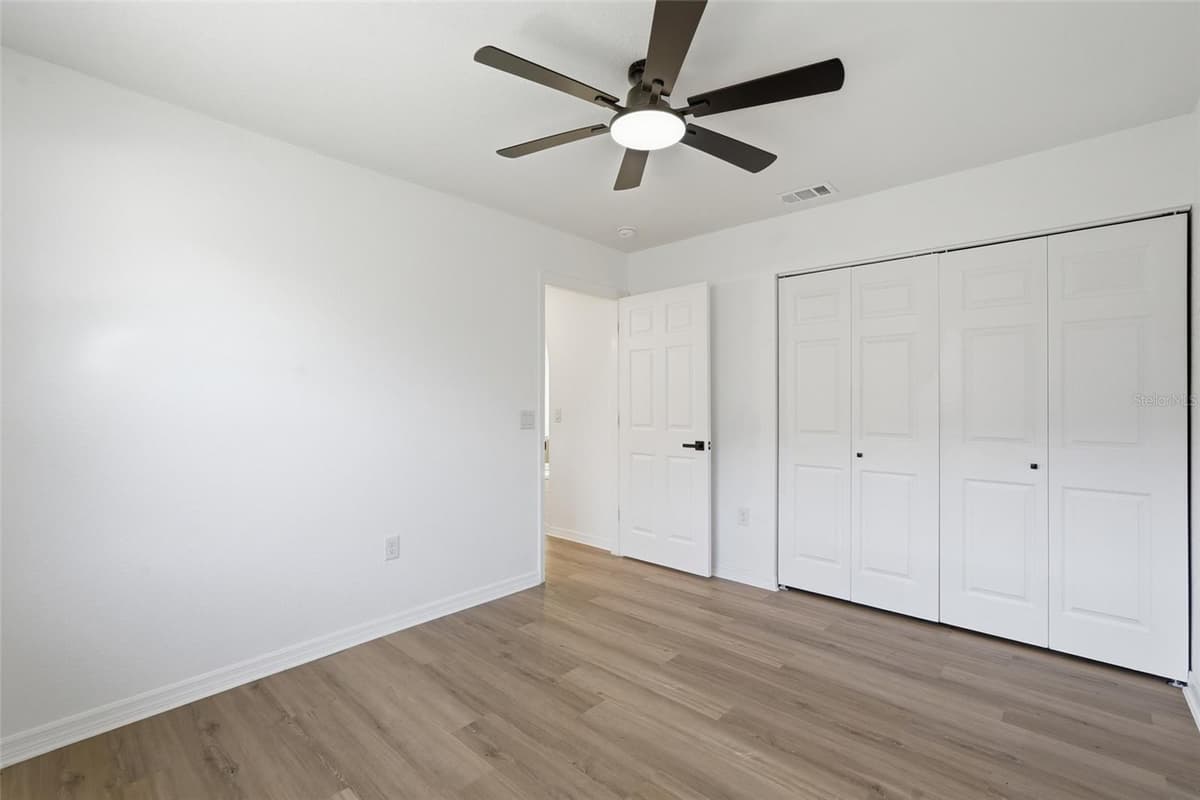 4850 SALFORD BOULEVARD — photo 21 of 34