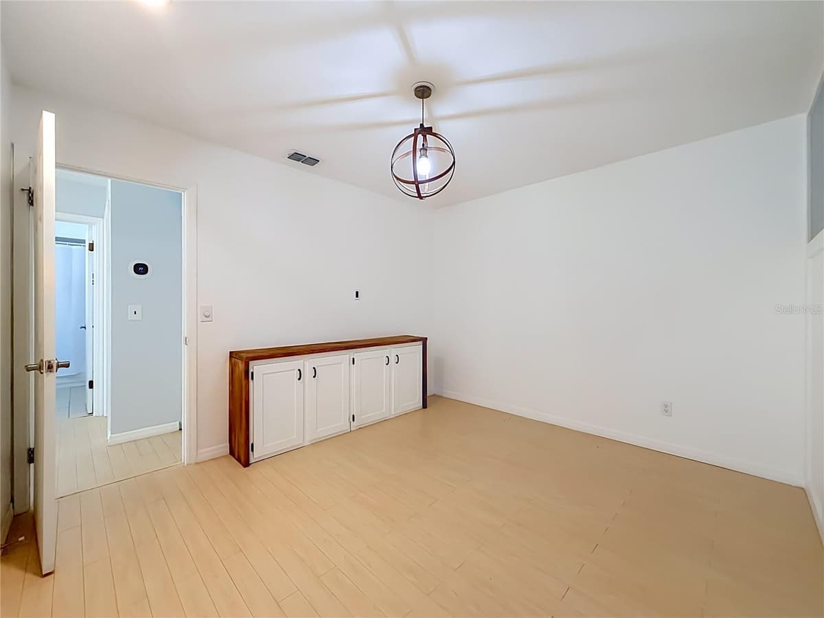 712 TEAL LANE — photo 44 of 64