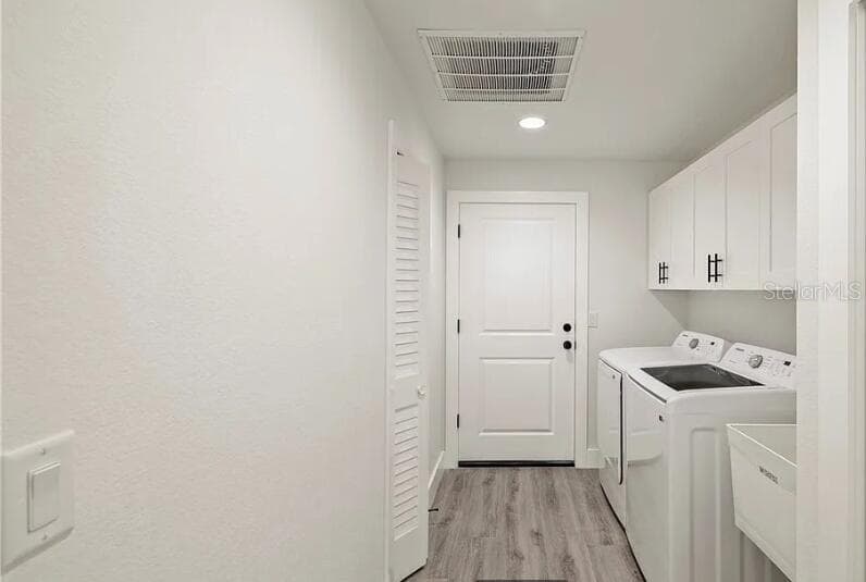 130 HALLMARK AVENUE — photo 5 of 15