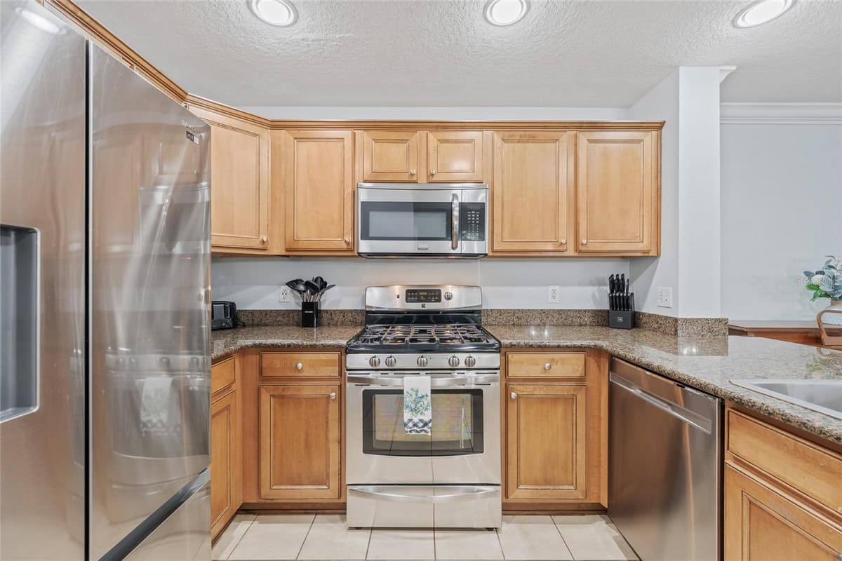7636 HERITAGE CROSSING WAY — photo 18 of 53