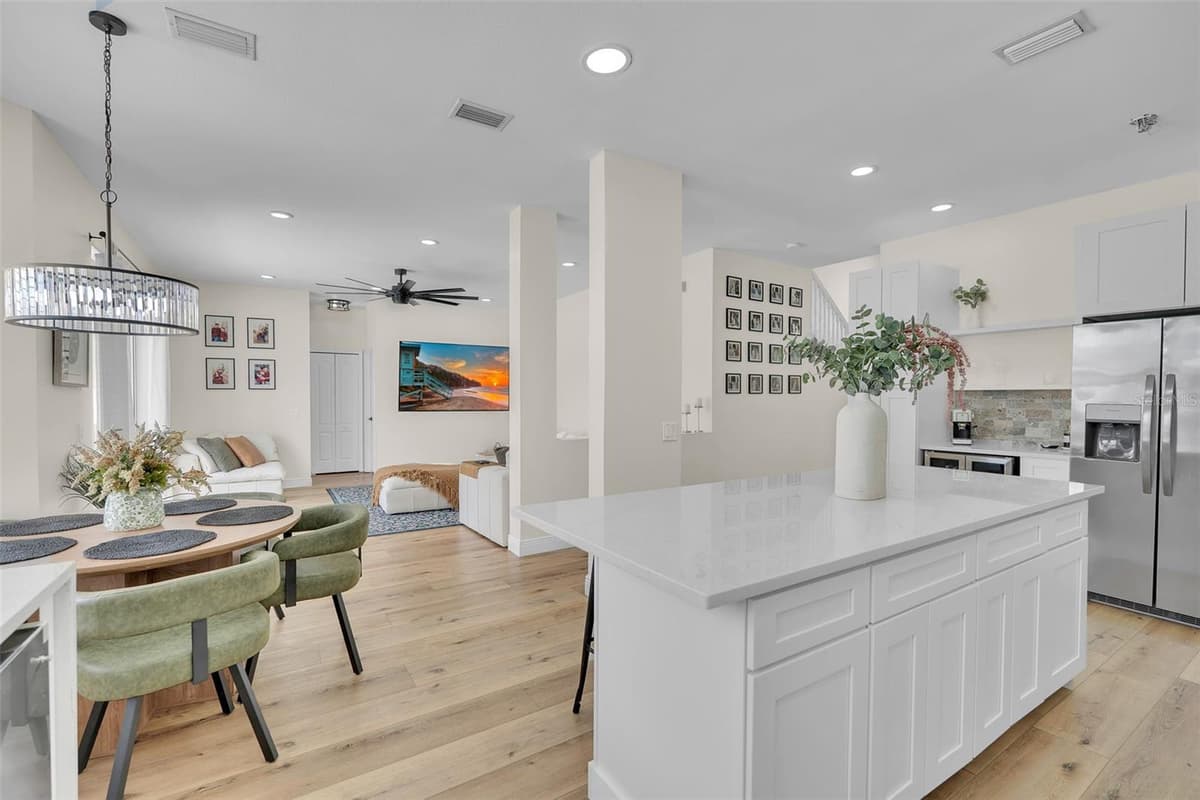 1250 LORETTO CIRCLE — photo 11 of 60