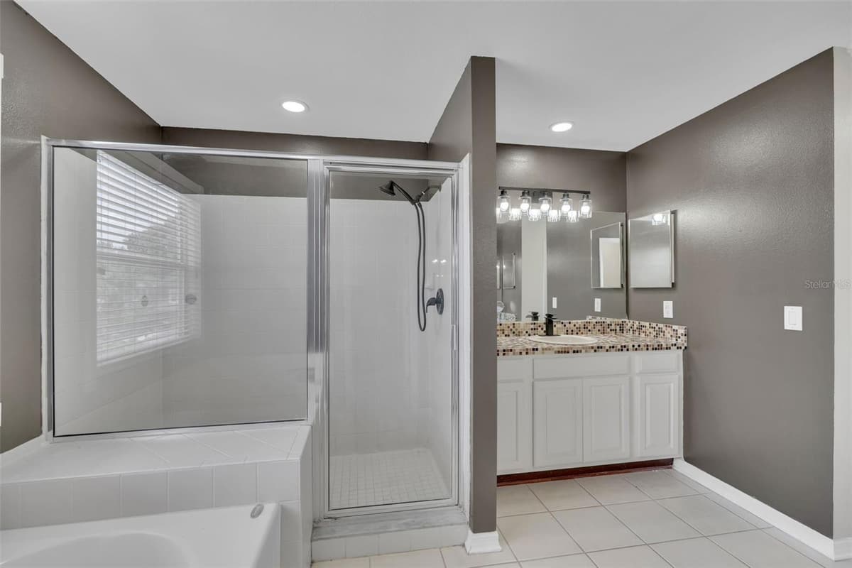 1250 LORETTO CIRCLE — photo 35 of 60