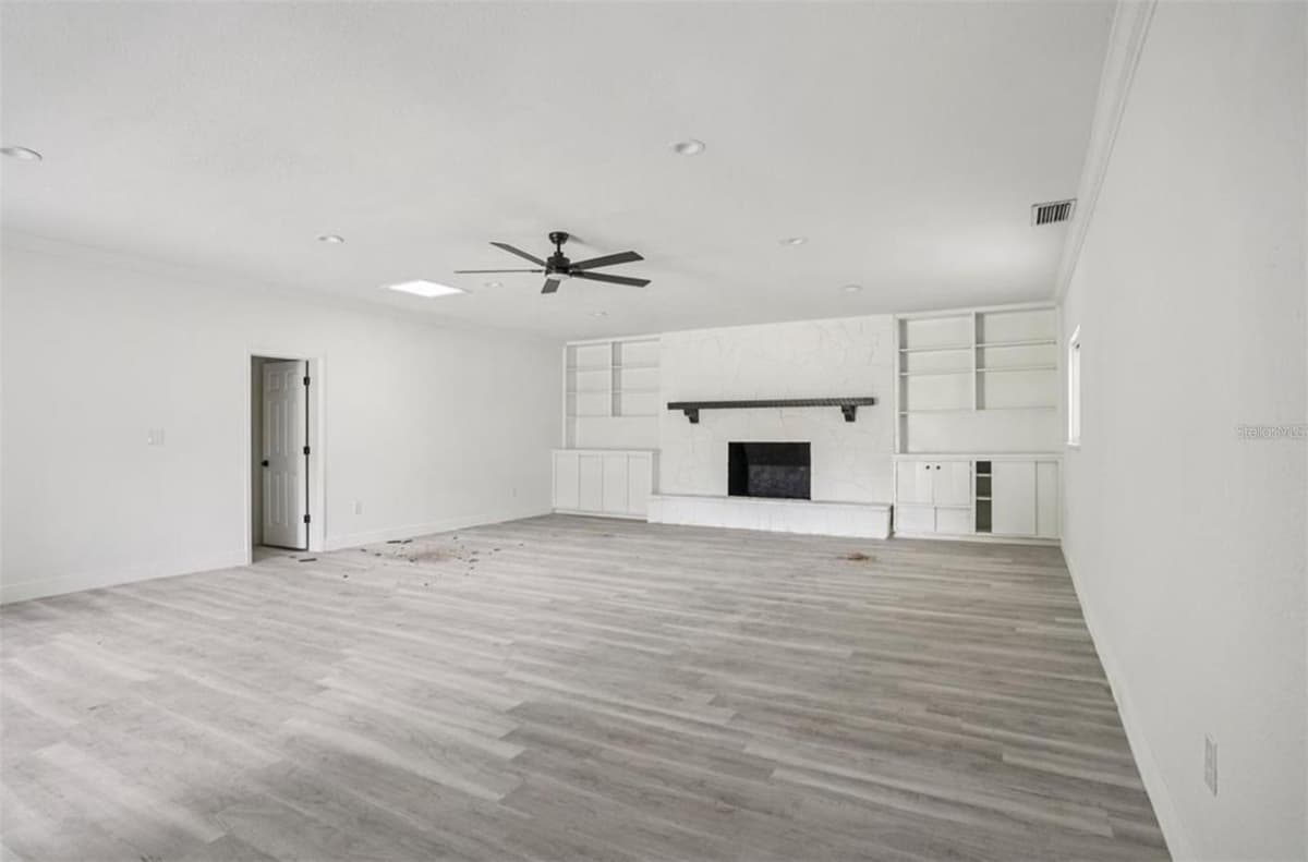 41333 STATE ROAD 19 — photo 4 of 18