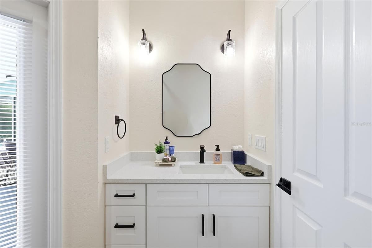 5042 PEPPERMINT DRIVE — photo 31 of 52
