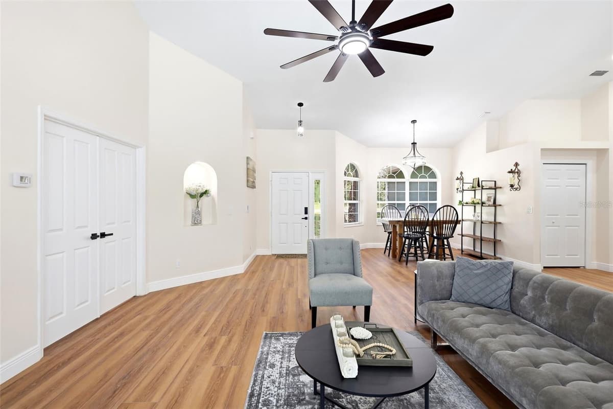 5042 PEPPERMINT DRIVE — photo 12 of 52