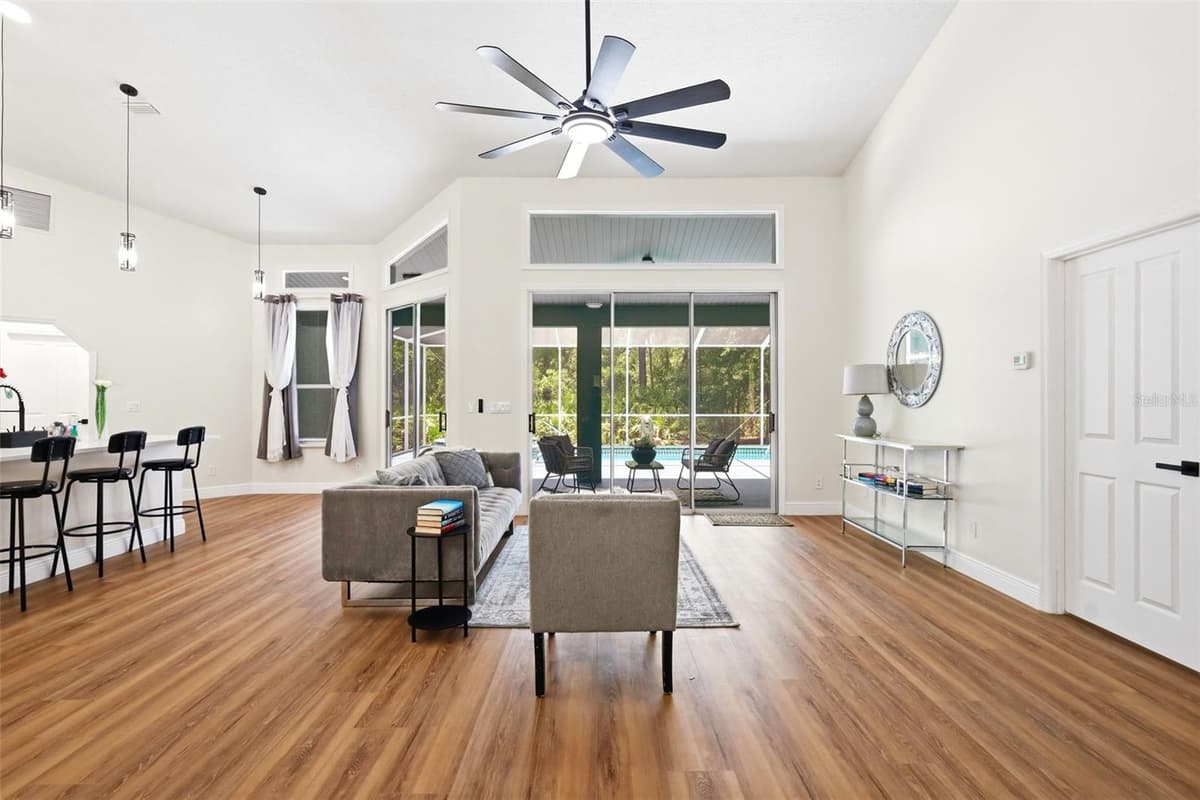 5042 PEPPERMINT DRIVE — photo 11 of 52