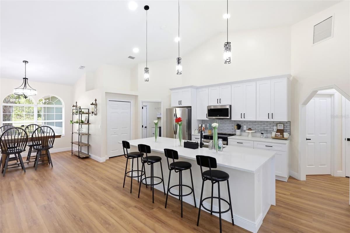 5042 PEPPERMINT DRIVE — photo 14 of 52