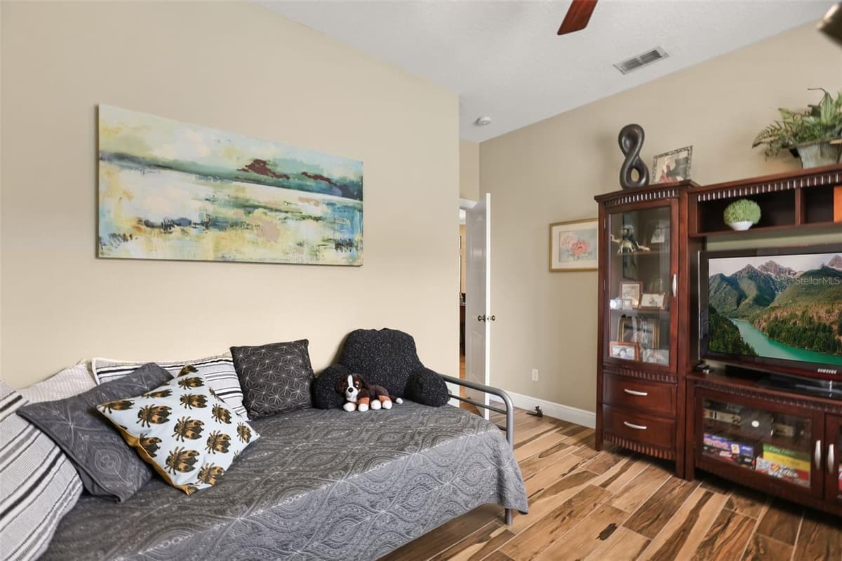 863 CARDINAL POINTE COVE — photo 32 of 58