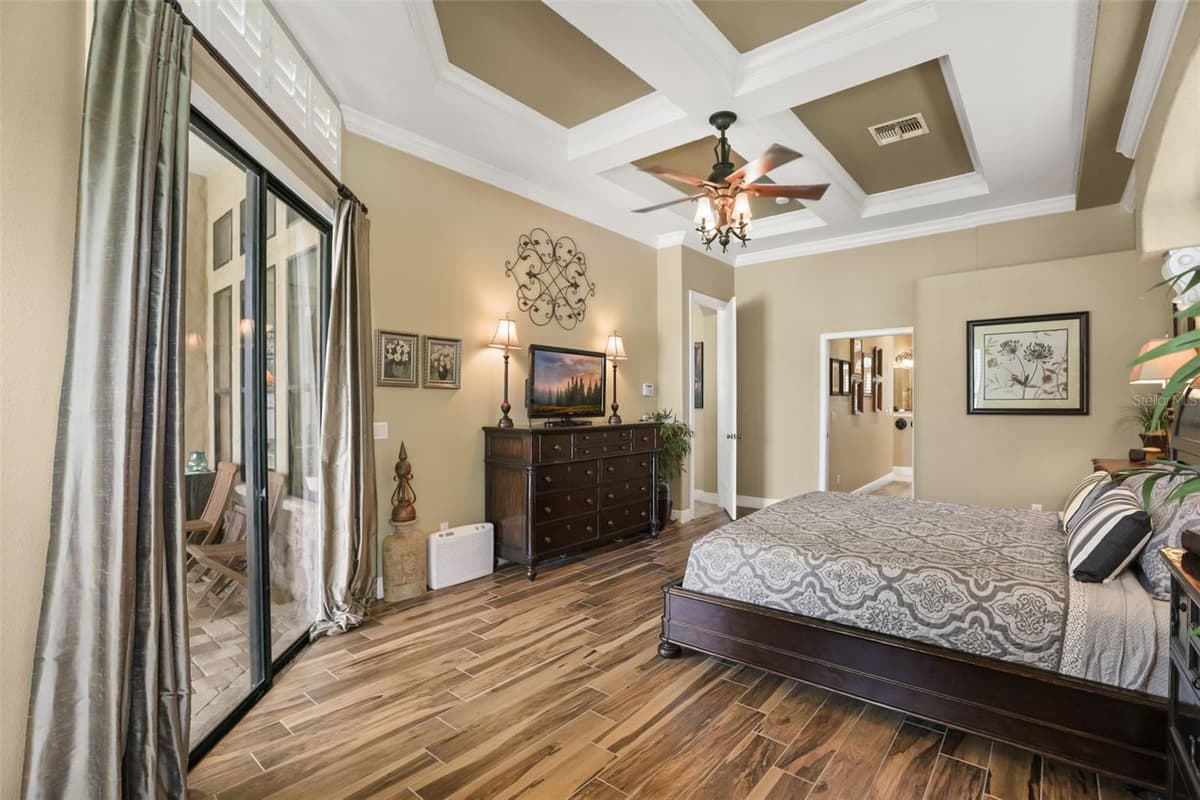 863 CARDINAL POINTE COVE — photo 36 of 58