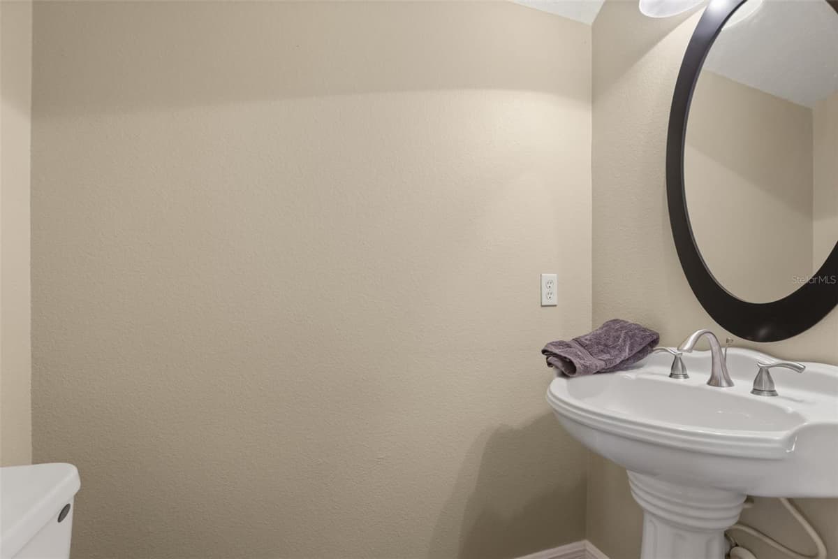 863 CARDINAL POINTE COVE — photo 43 of 58