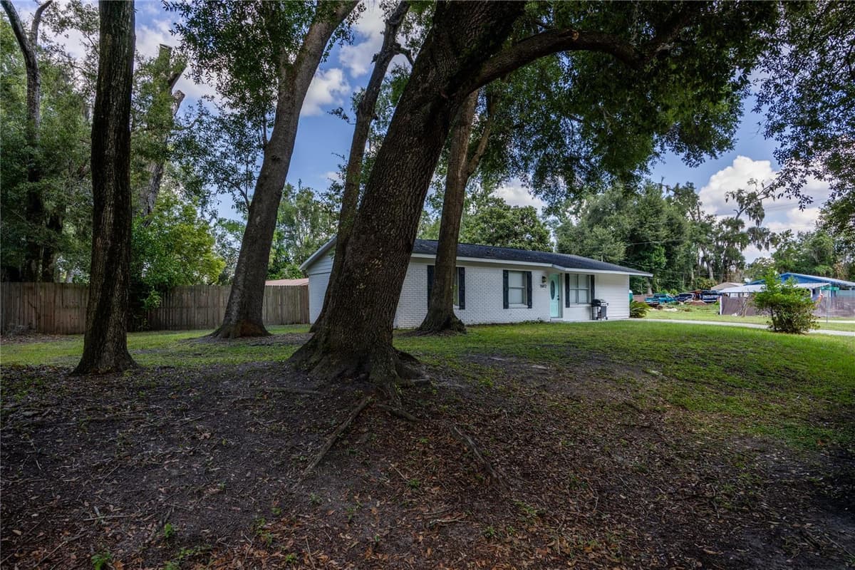 15872 133RD LANE — photo 7 of 28