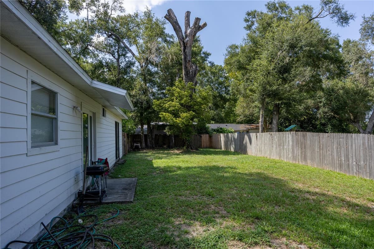15872 133RD LANE — photo 8 of 28