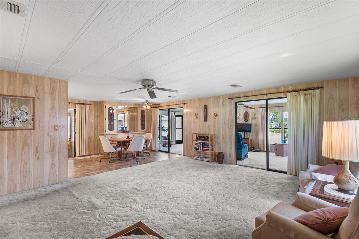 128 LAKE HAZEL DRIVE — photo 14 of 46