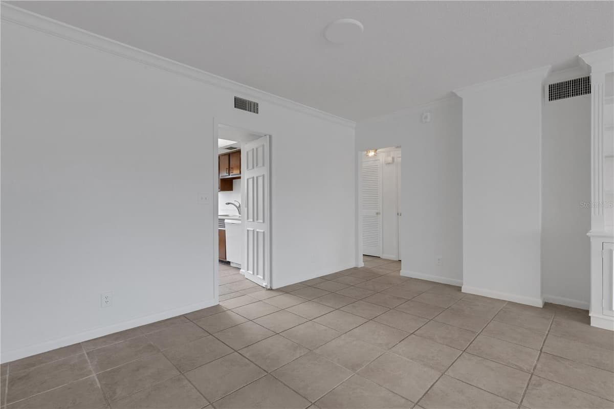 2403 ARDSON PLACE — photo 24 of 73