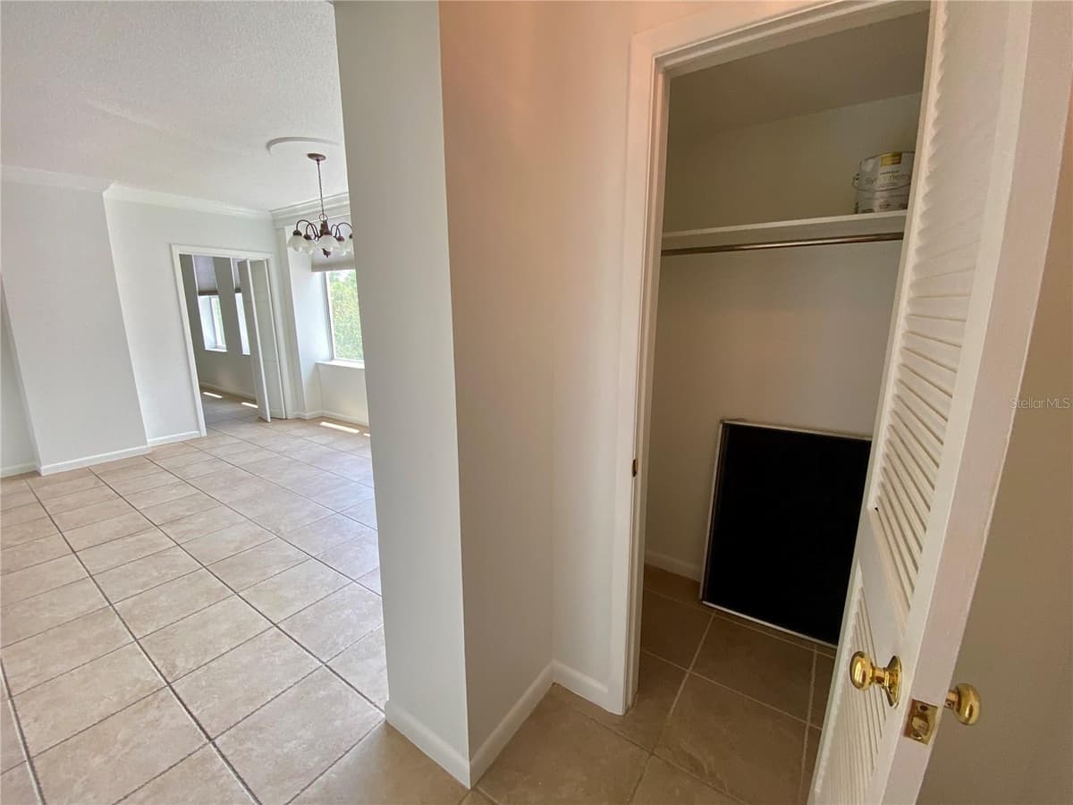 2403 ARDSON PLACE — photo 10 of 73