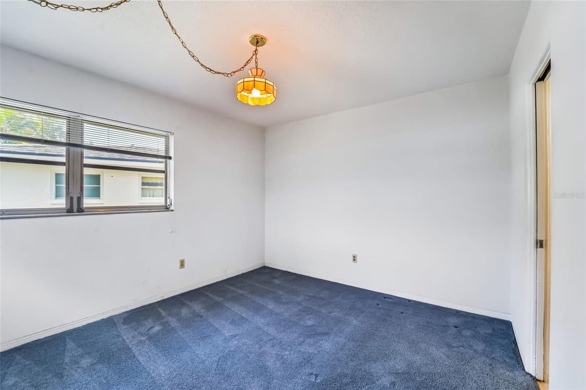 1326 ST THOMAS DRIVE — photo 18 of 49